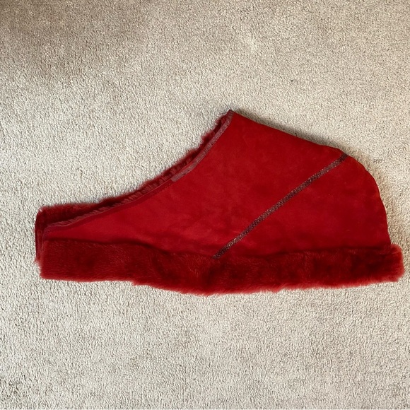 VINTAGE 100% Authentic Red Shearling Coat with leather trim​ - Picture 11 of 13